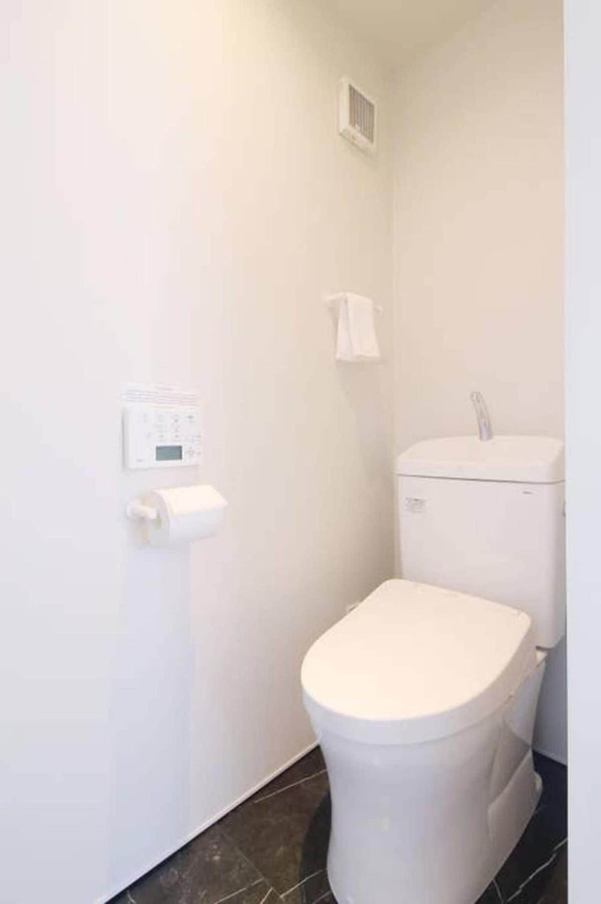 Bhotel Komachi - City Retreat With Breakfast 广岛 外观 照片